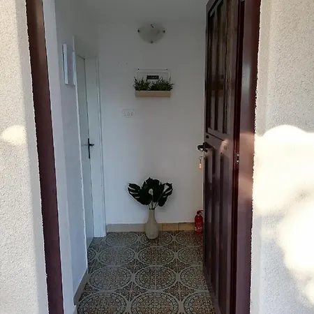 And Sanja Guest house