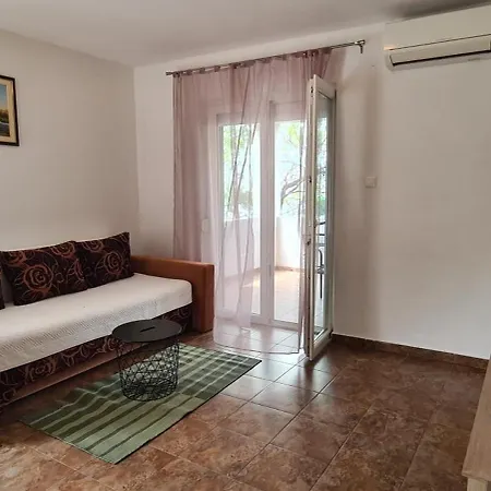 And Sanja Guest house