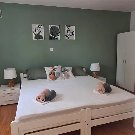 And Sanja Guest house