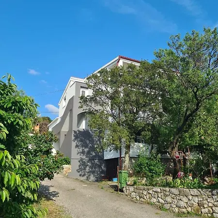 And Sanja Sibinj Krmpotski