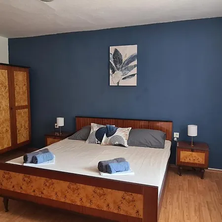 And Sanja Pensionat Sibinj Krmpotski