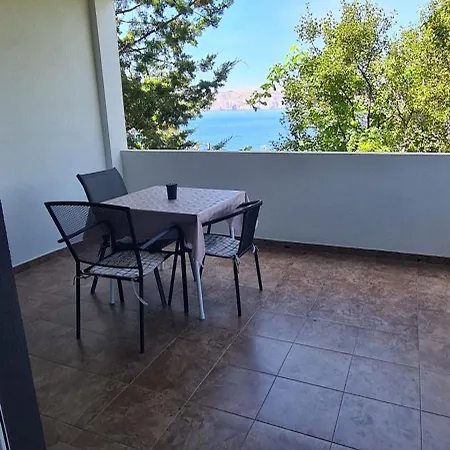 Pensionat And Sanja Sibinj Krmpotski