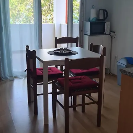 And Sanja Pensionat Sibinj Krmpotski